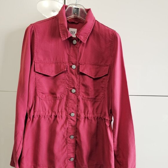 GAP Ruby Red Utility Button Down Jacket 100% Tencel - Picture 4 of 11